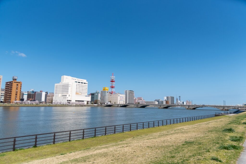 新潟市の信濃川