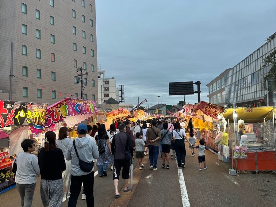 お祭り風景
